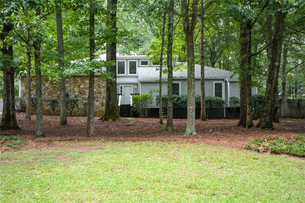 Property Photo:  400 Benjamin Circle  GA 30214 