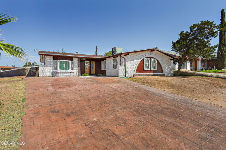 Property Photo: 10401 Springwood Drive TX 79925
