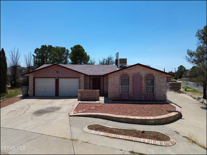 2600 Lake Michigan Drive  El Paso TX 79936 photo