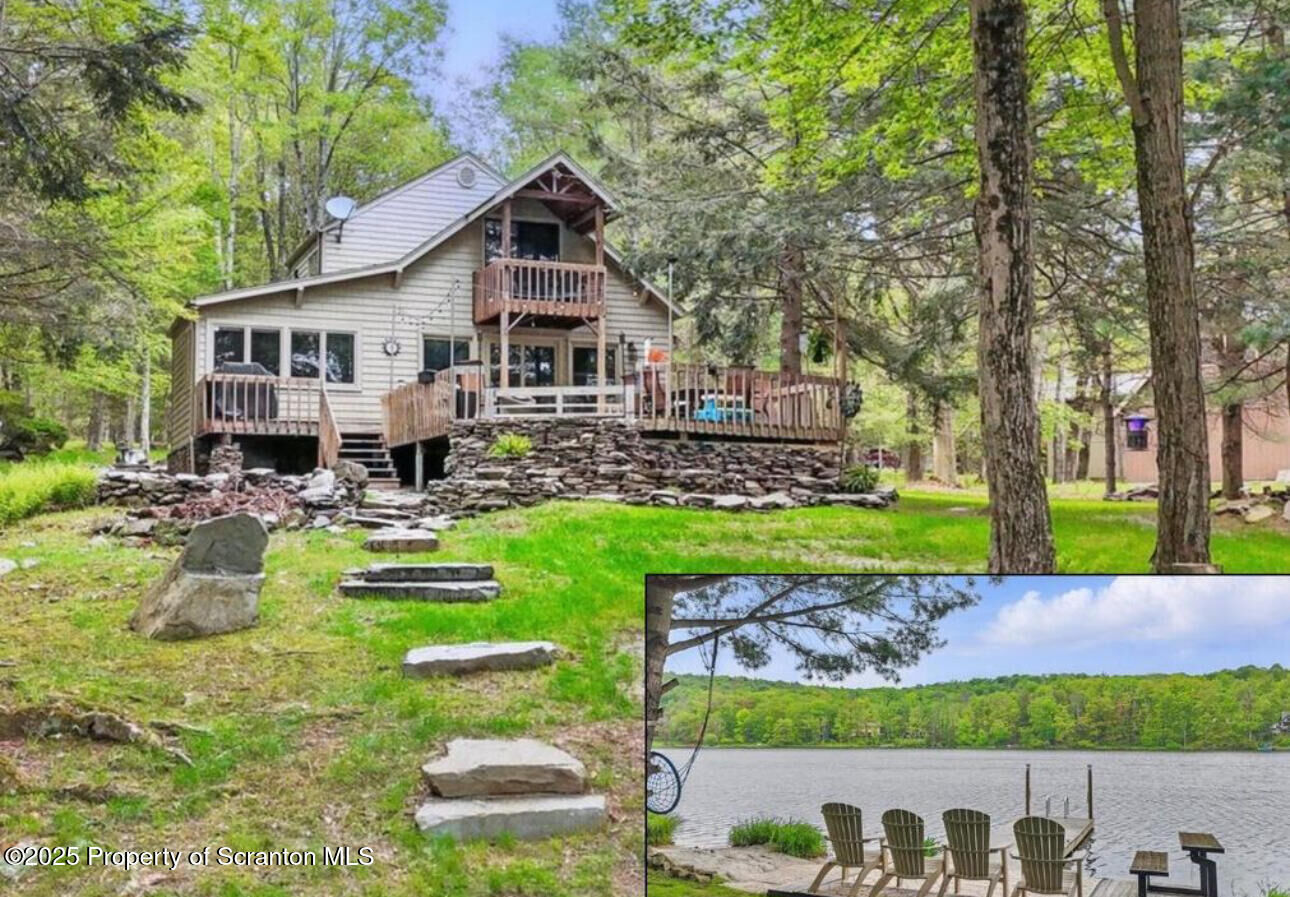 Property Photo:  
