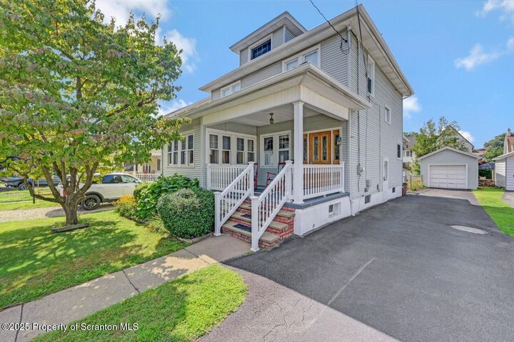 Property Photo:  1525 Clay Avenue  PA 18509 