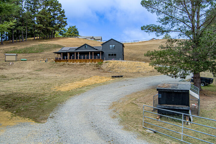 3092 Willis Lane  Hydesville CA 95547 photo