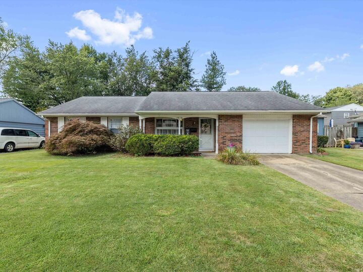 4816 Norbourne Way  Evansville IN 47710 photo