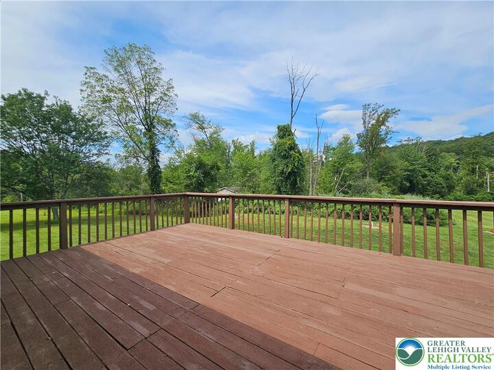 Property Photo:  180 Valley View Road  PA 18055 