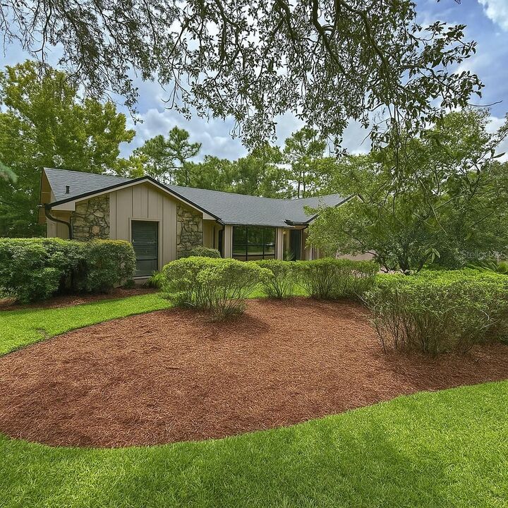 Property Photo:  605 Water Oak Lane  FL 32779