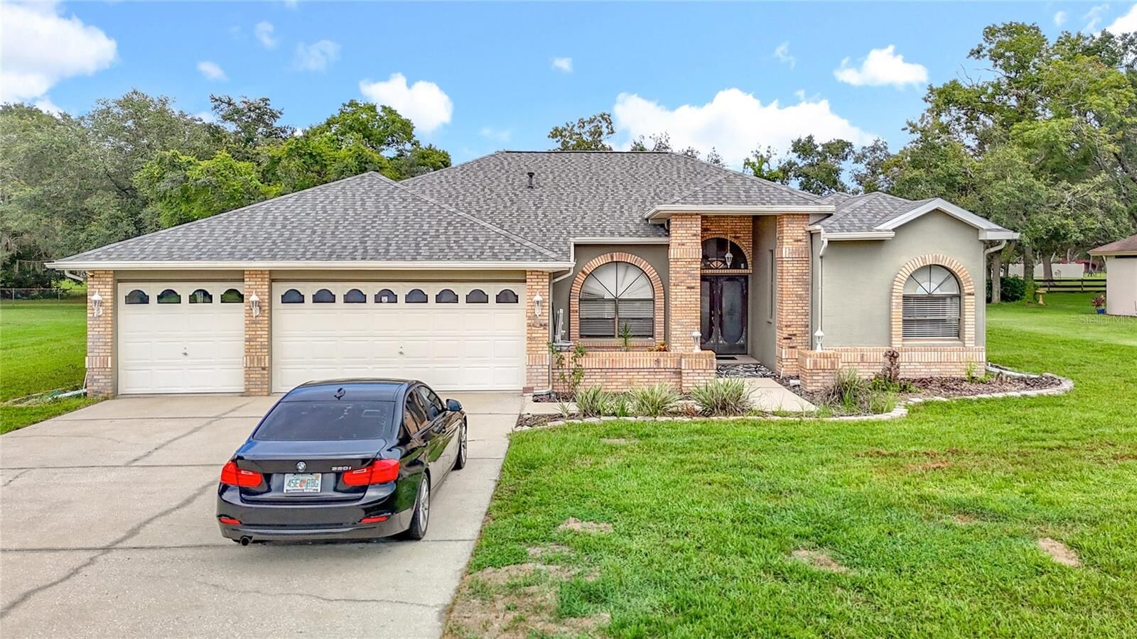 Property Photo: 18196 Winding Oaks Boulevard FL 34667