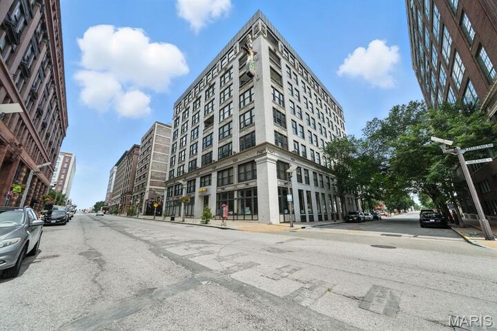 Property Photo: 1601 Washington Avenue 407 MO 63103