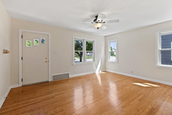Property Photo:  3989 S Pine Ave  WI 53207 