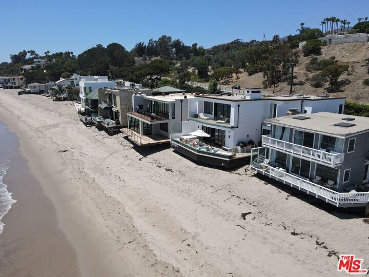 27212 Pacific Coast Highway  Malibu CA 90265 photo