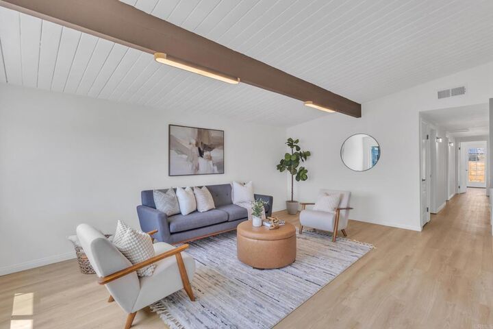 Property Photo:  9850 Arapaho St  CA 91977 