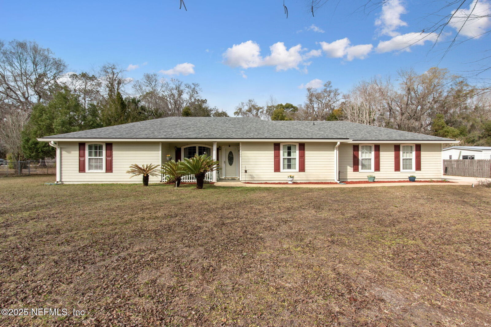 Property Photo: 37069 Lee Street FL 32046