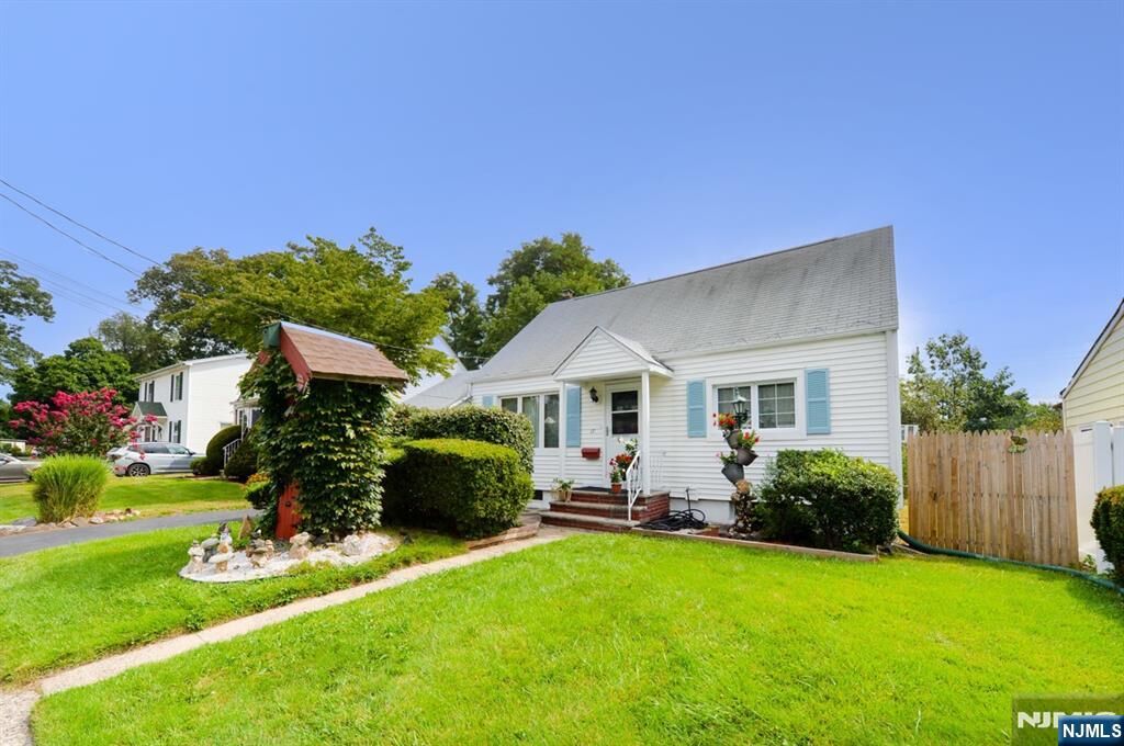 Property Photo:  17 S Paula Drive  NJ 07621 