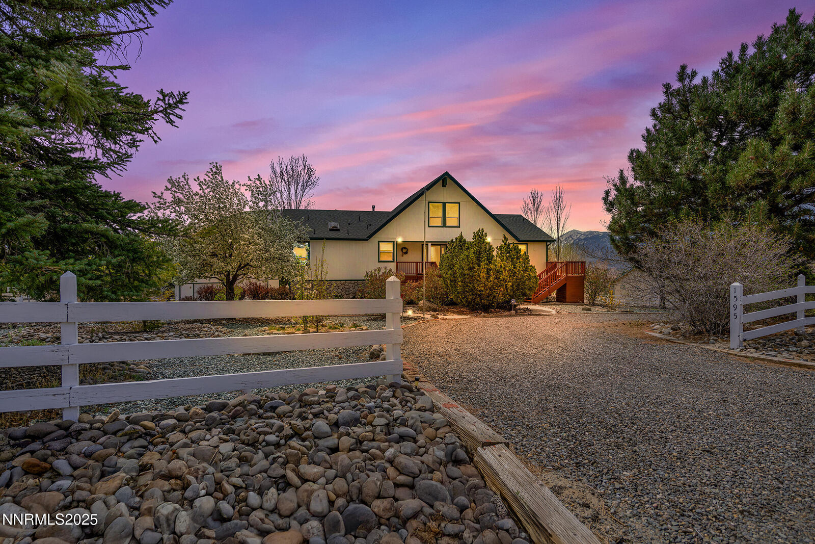 Property Photo:  1595 Lindsay Lane  NV 89423 
