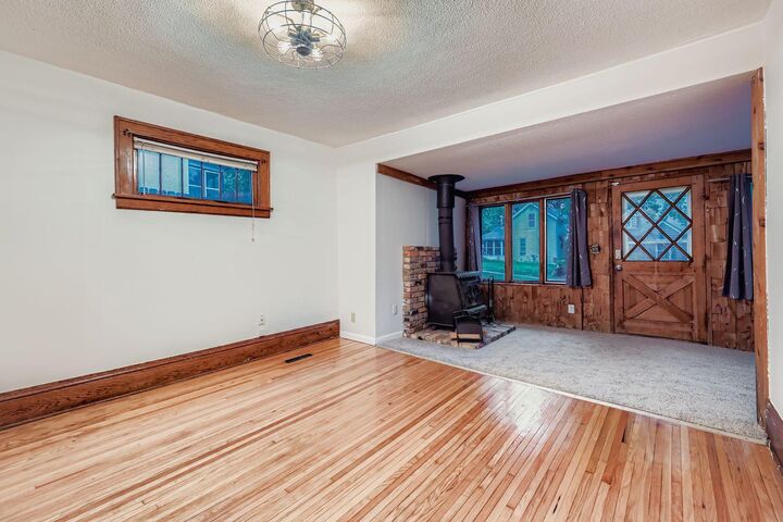 Property Photo:  175 Wyoming Street E  MN 55107 