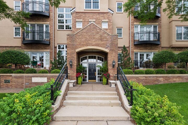 5000 Halifax Avenue S 107  Edina MN 55424 photo