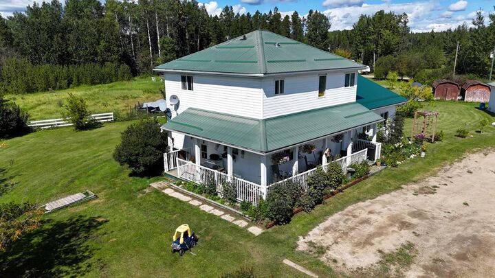 Property Photo:  54018B Range Road 182A  AB T7E 3T6 