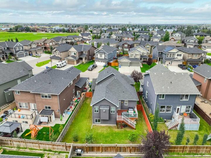 Photo de la propriété: 136 Kinniburgh Gardens AB T1X 0R7