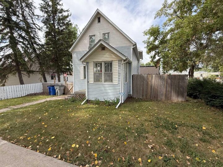 Property Photo: 5136 46 Street AB T0B 3S0