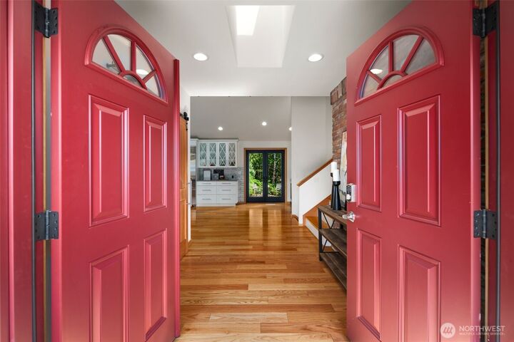 Property Photo:  12714  181st Avenue NE  WA 98052 