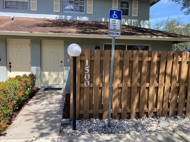 Property Photo:  1500 Cypress Way E  FL 33406 