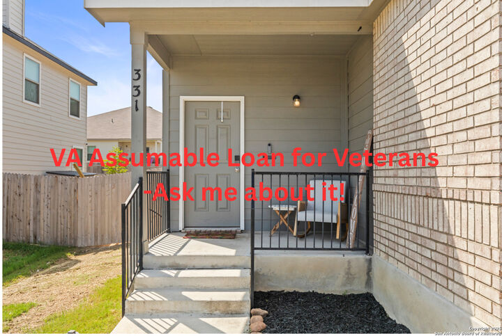 Property Photo:  331 Saddle Dawn  TX 78108