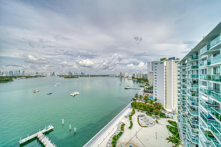 1000 West Ave 1423  Miami Beach FL 33139 photo