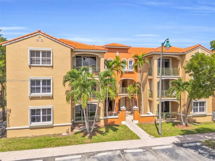 6670 NW 114th Ave 601  Doral FL 33178 photo
