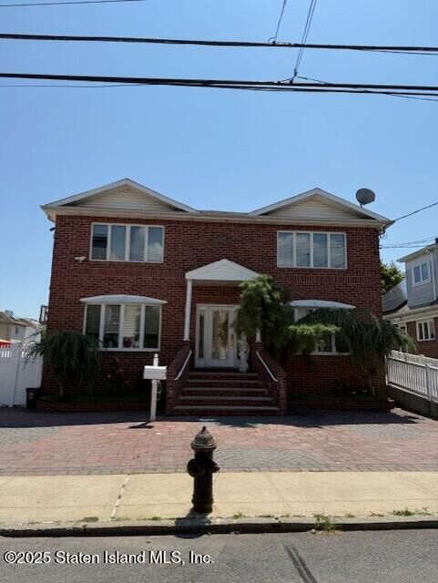 124 Virginia Avenue  Staten Island NY 10305 photo