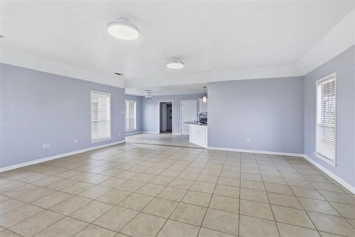 Property Photo:  5761 Elliott Road  LA 70605 