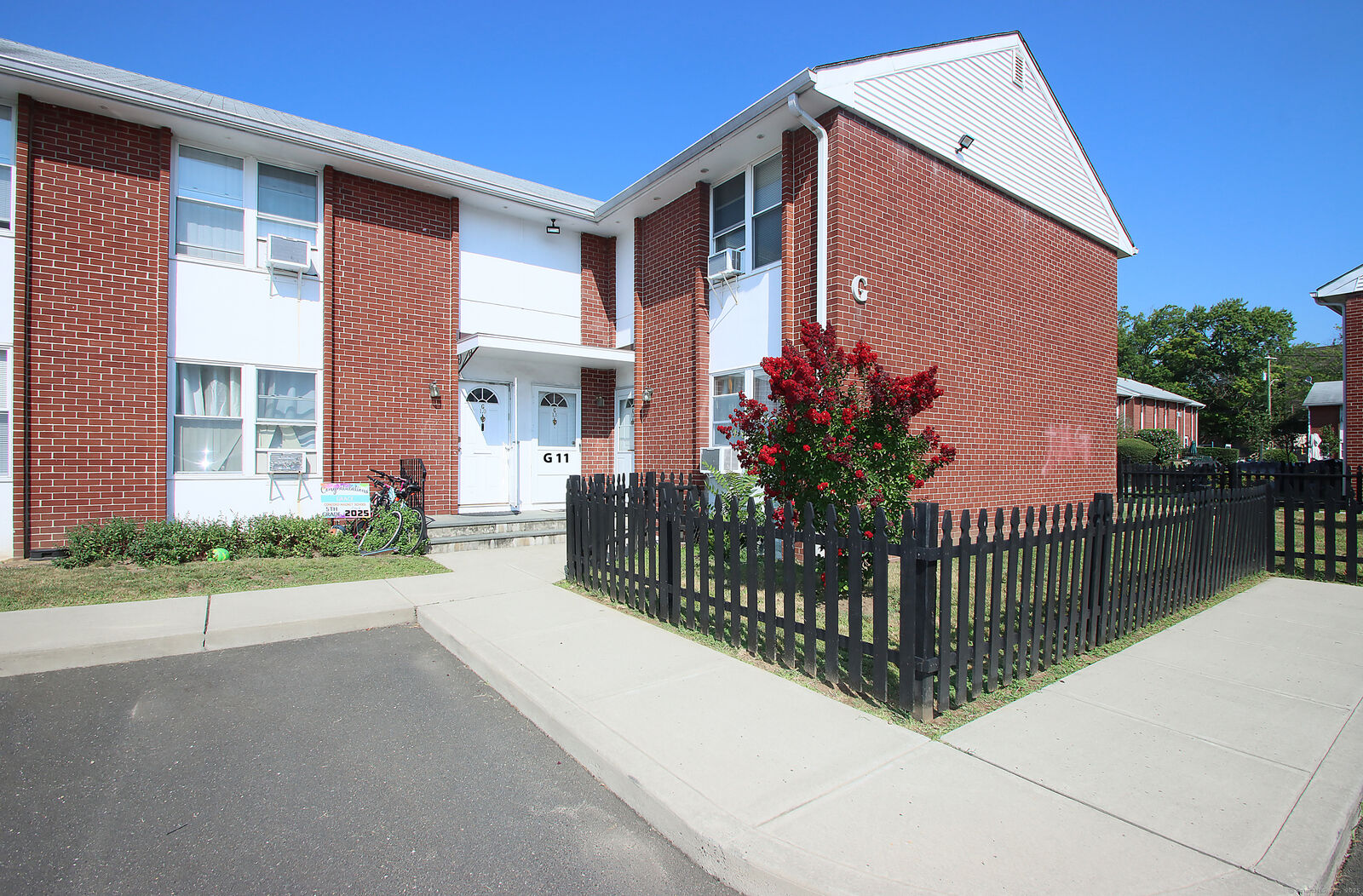 Property Photo:  15 Madison Street Apt G11  CT 06854 