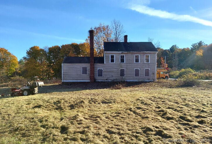Property Photo:  376 Deercliff Road  CT 06001 