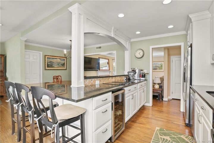 Property Photo:  51 Glendale Road  CT 06906 