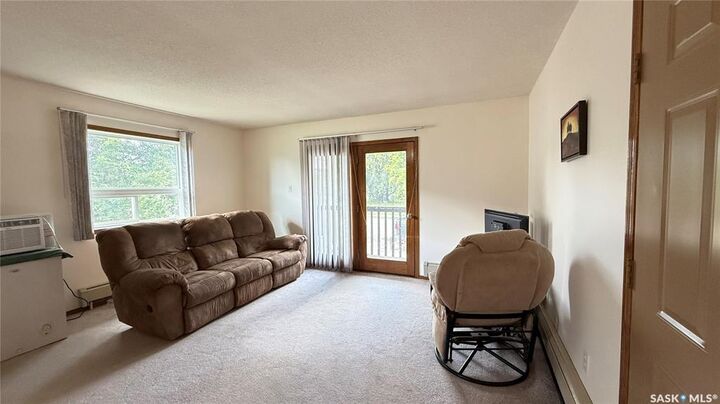 Property Photo:  320 1st Street E #1-4  SK S0M 1X0 