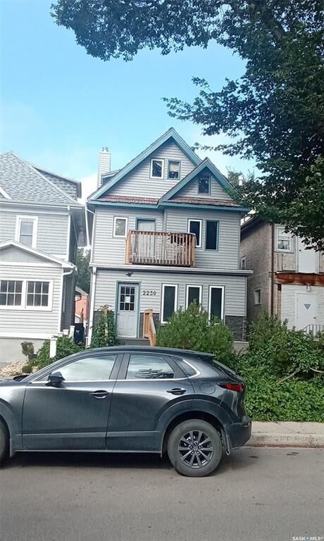 Property Photo:  2230 Retallack Street  SK S4T 0C7 