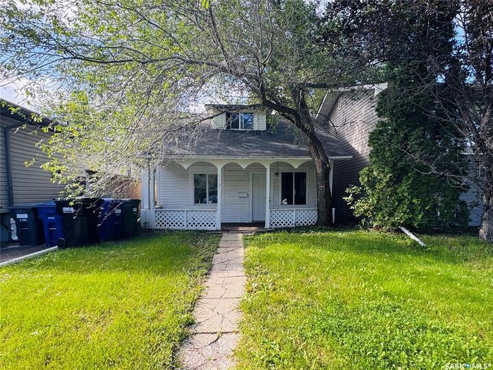 Property Photo:  113 109th Street E  SK S7N 1R3 