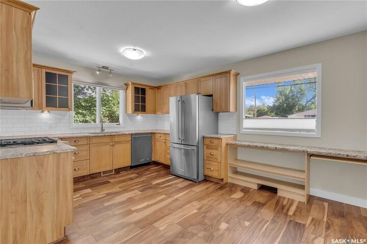 Property Photo:  100 2nd Avenue W Ave  SK S0G 3C0 