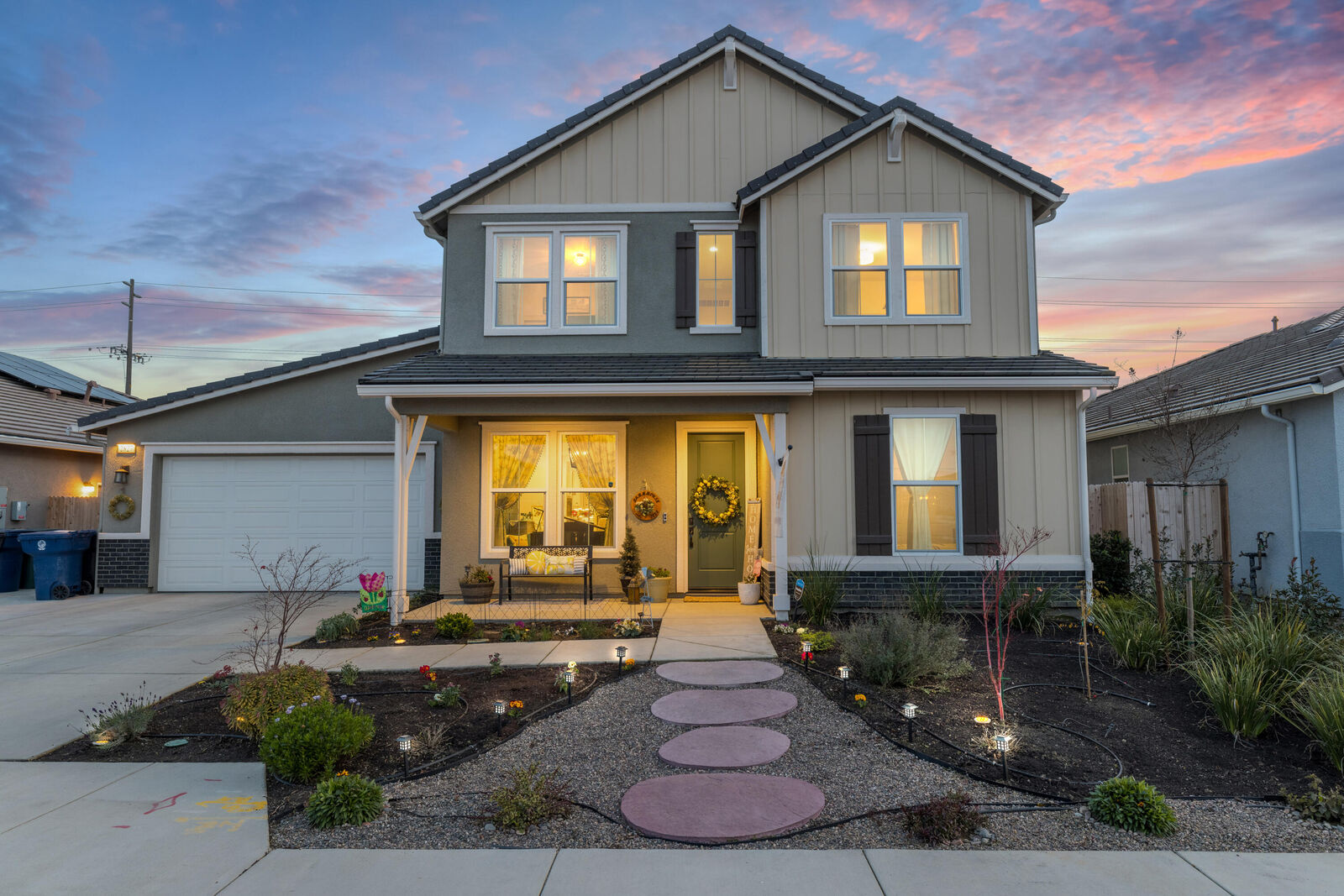 Property Photo: 2827 Sand Hills Avenue CA 93274