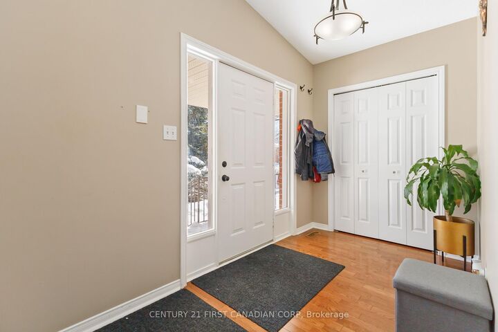 Photo de la propriété: 256 White Sands Drive ON N6M 1H9