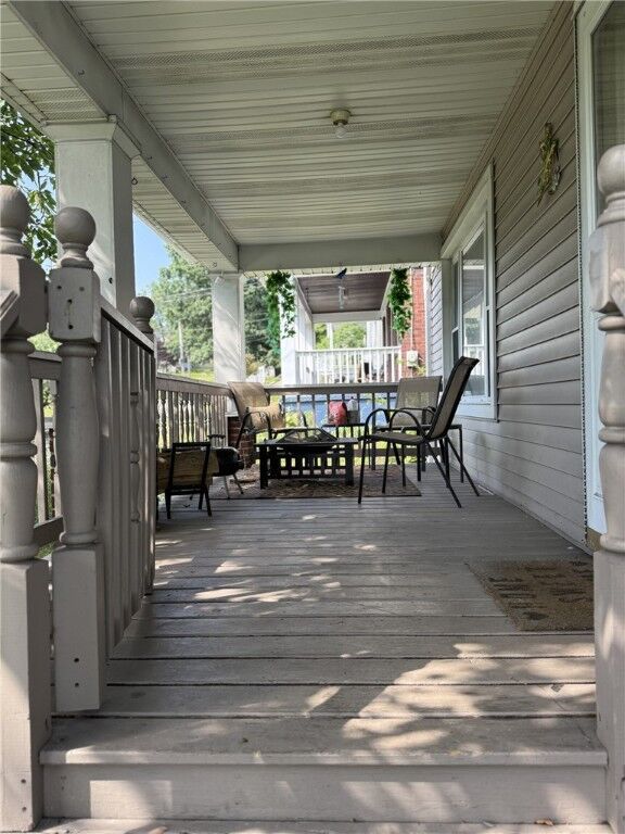 Property Photo: 124 Carnegie Ave PA 15025
