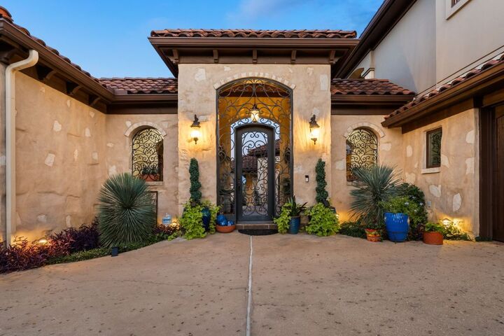 Property Photo:  1901 Sea Eagle View  TX 78738 