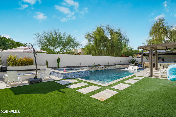 Property Photo: 16222 N Boulder Drive AZ 85268