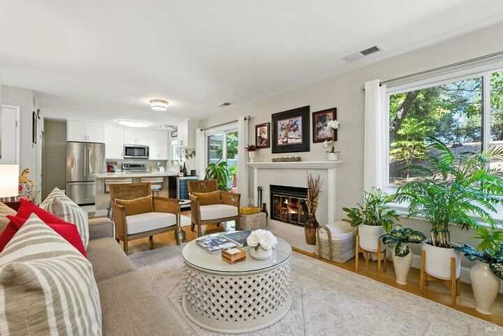 Property Photo:  44 Hector Lane  CA 94949 