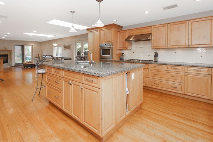 Property Photo:  1170 Kendal Place  BC V7R 1T4 