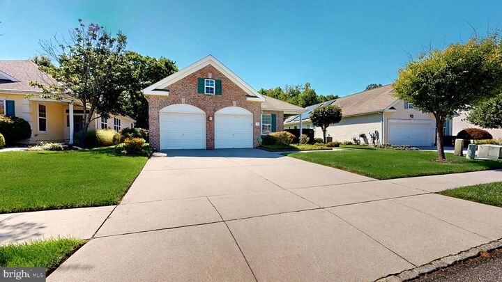 Property Photo:  24 Brighton Place  NJ 08085 