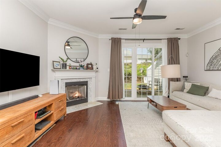 Property Photo: 5330 Silabert Avenue NC 28205