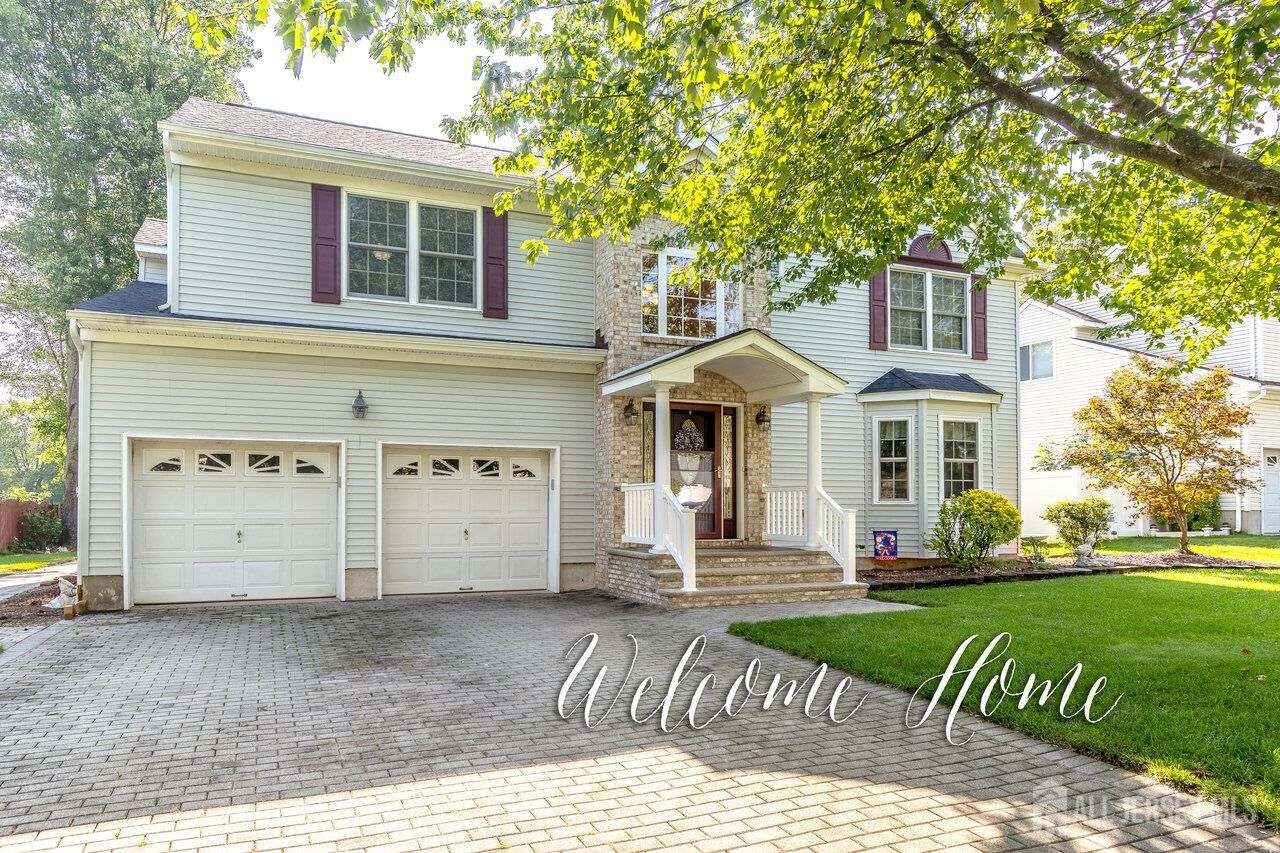 Property Photo:  14 Carrington Court  NJ 07747 
