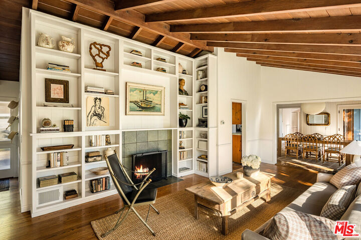Property Photo:  2415 Castilian Dr  CA 90068 