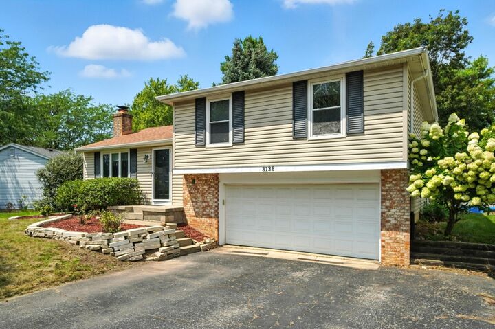 Property Photo:  3136 Frobisher Avenue  OH 43017 