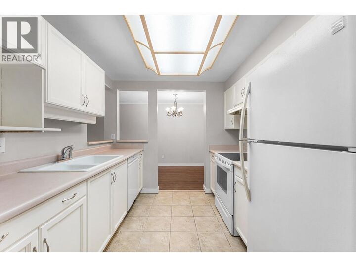 Property Photo:  255 Aurora Crescent 210  BC V1X 7L8 