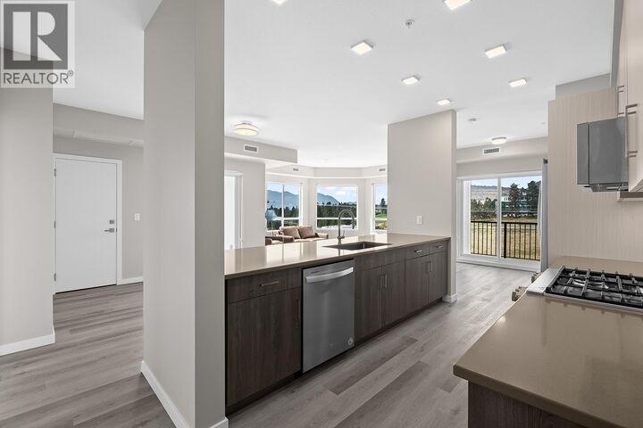 Photo de la propriété:  2301 Carrington Road 219  BC V4T 0E2 
